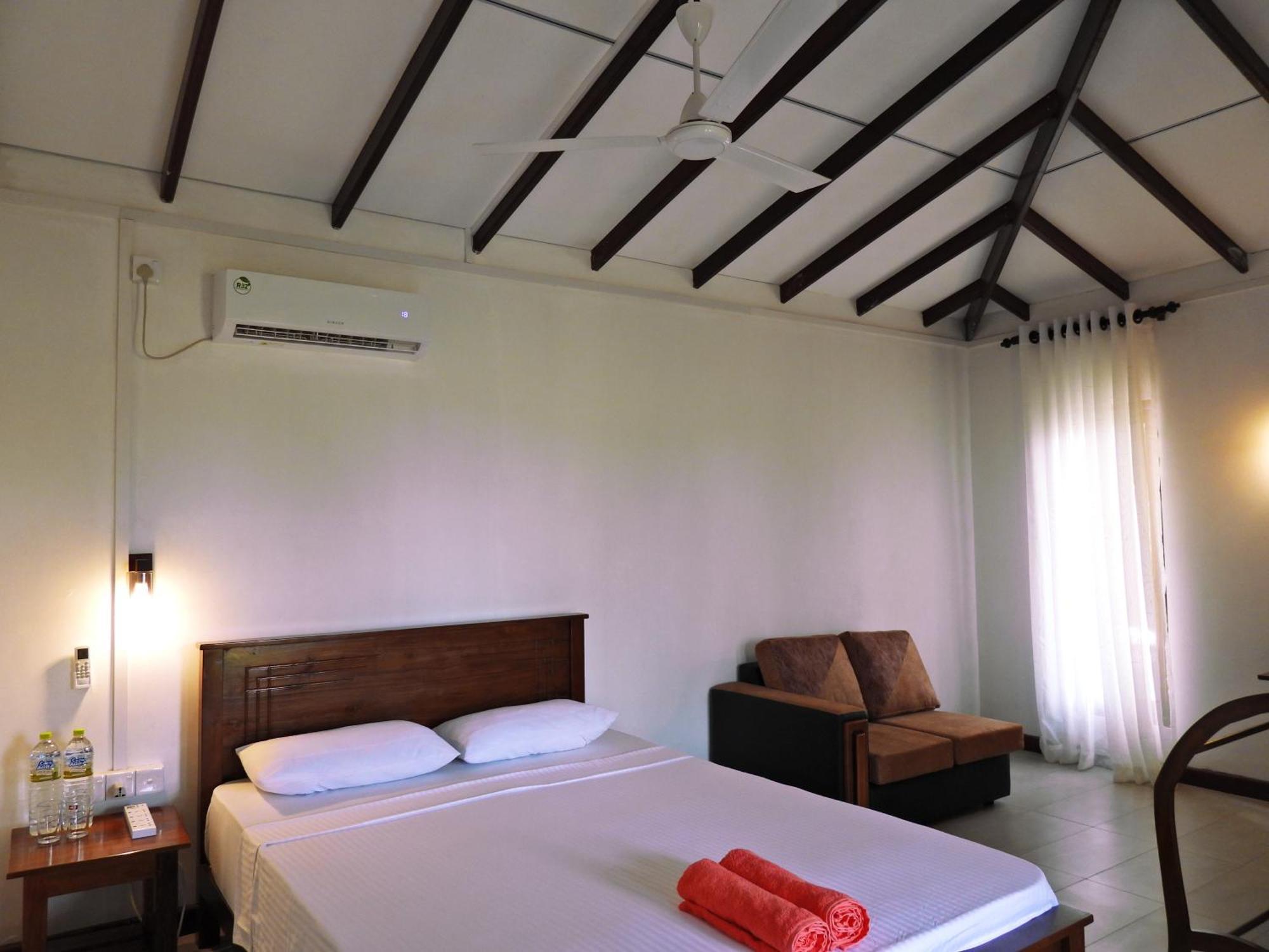 Green Sapphire Holiday Resort Wilpaththu ويلباتو المظهر الخارجي الصورة