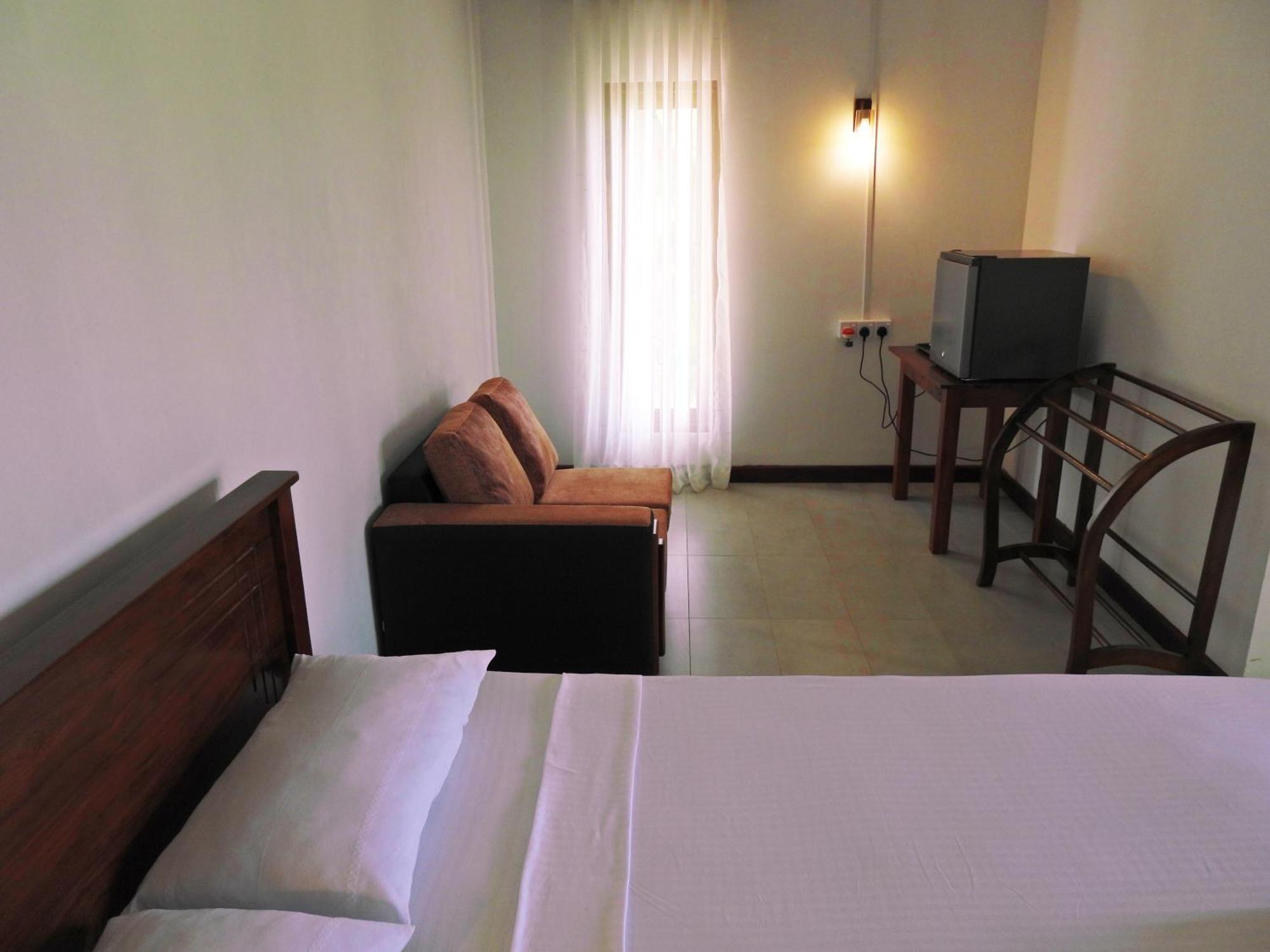 Green Sapphire Holiday Resort Wilpaththu ويلباتو المظهر الخارجي الصورة